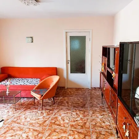 Apartment Rasarit